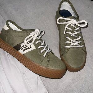 Tommy Hilfiger Navy and White Sneaker Insole Detail